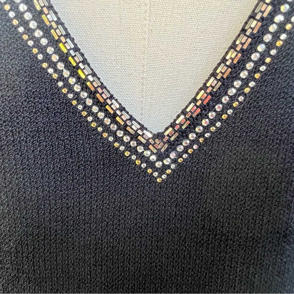 St. John Black Santana Knit Jeweled Chain Pin Sleeveless Mid-length Size 14 - Picture 6 of 7